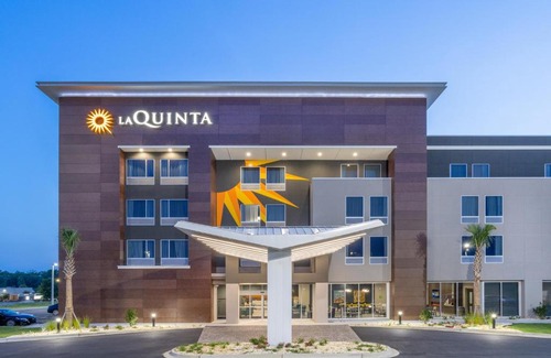 Valdosta Hotel | Pet-Friendly Getaway at La Quinta Inn & Suites Valdosta