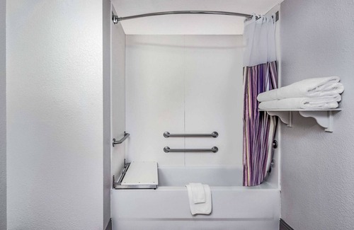 Fremont Hotel | Convenient Stay at La Quinta Inn & Suites Fremont