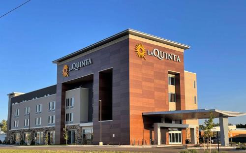 Parker Hotel | Pet-Friendly La Quinta Inn & Suites in Denver Parker