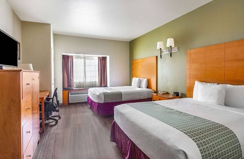 Tulare Hotel | Comfortable Stay at La Quinta Inn & Suites Tulare