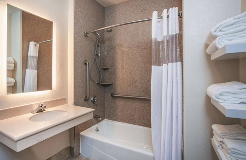 Dublin Hotel | Quality Stay at La Quinta Inn & Suites in Pleasanton