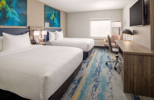 Downtown Spokane Hotel | Pet-Friendly Stays at La Quinta Inn & Suites Spokane Downtown
