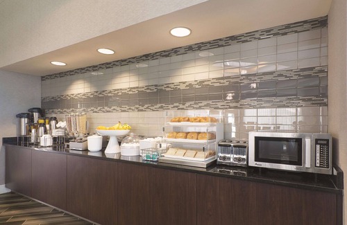 Norman Hotel | Pet-Friendly Comfort at La Quinta Inn & Suites Norman