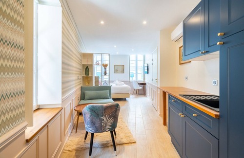 Salon-de-Provence Apartment | Relax at La Réserve: Spa, Breakfast & Family-Friendly Stay