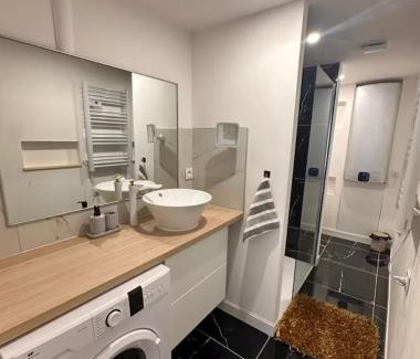 Gondrecourt-le-Chateau Apartment | la Résidence Jacquinot