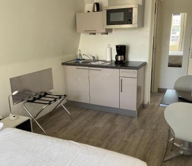 European Quarter Apartment | Highly Rated Getaway at La Résidence de l'Orangerie