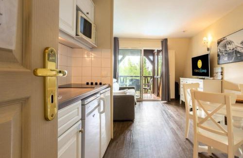 Deauville Apartment | Pet-Friendly La Résidence du Golf: Perfect Family Retreat