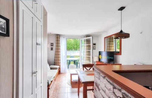 Monflanquin Apartment | Experience Comfort at La Résidence du Lac - Ideal for Families