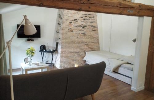 Parentis-en-Born Bed & Breakfast | Oceanfront Escape at La Résinière de Pirique - Rated 9.4/10