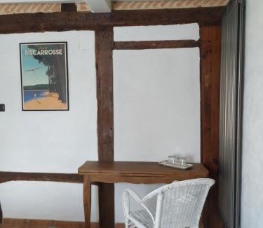 Parentis-en-Born Bed & Breakfast | Discover La Résinière de Pirique: Oceanfront Bliss Awaits