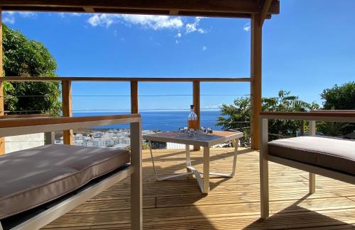 Plateau-Caillou Apartment | Unforgettable Stay at La Réunion Plein la Vue - 9.3/10 Rated