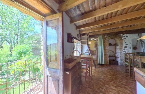 Rivert House | Family-Friendly Retreat at La Rectoria de Rivert