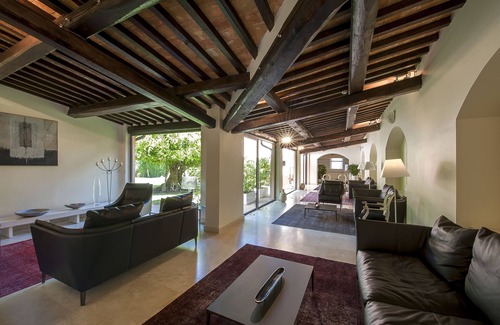 Cascia Hotel | Discover La Reggia Sporting Center: Family-Friendly Getaway