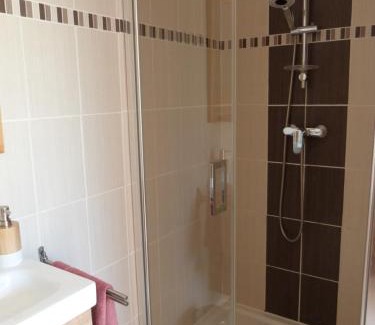 Saint-Bonnet-de-Chirac Bed & Breakfast | Cozy Stay at La Reine des prés Chambres d'Hôtes