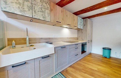 Kaysersberg-Vignoble Apartment | Experience La Renaissance Moderne: Rated 10/10, Pet Friendly