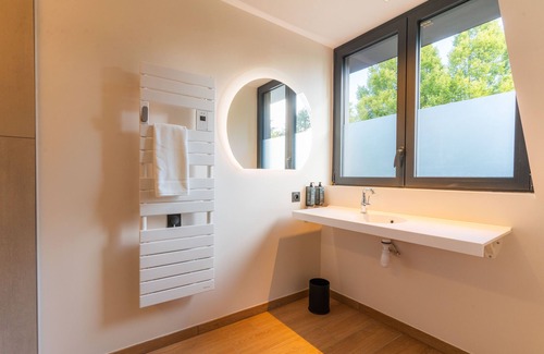 Liffre Hotel | Experience Relaxation at Domaine de la Reposée Hotel