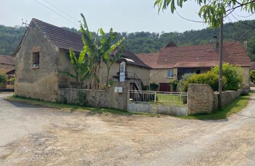 Montignac Apartment | Top Rated Retreat at La Requeyrie with 9.2/10 Score