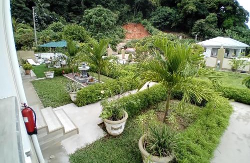 Baie Ste Anne Hotel | Outstanding Stay at La Residence D'Almee Guesthouse