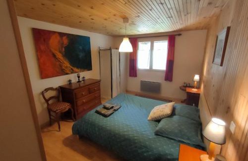 Villars-Colmars Bed & Breakfast | Relax at La Ressource: Oceanfront Bliss & Spa Retreat