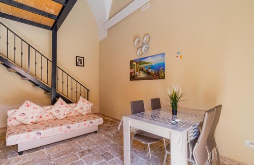 Alezio Apartment | Pet-Friendly Retreat: La rimesa di Tittì, Rated 9/10