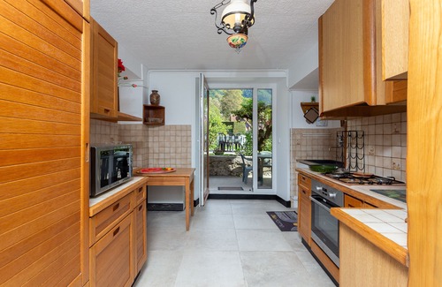 Saint-Pierre-d'Entremont Apartment | Cozy St Meme River Retreat with Pool and Breakfast Included