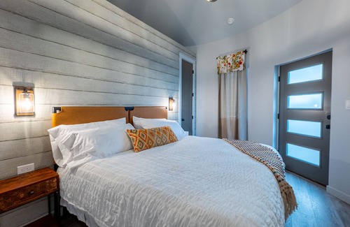 Pearsall Hotel | Discover Family-Friendly Fun at La Rivera Resort