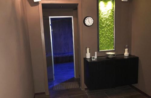 Montefalco House | Relax at La Rocca Guest House & Spa with Hot Tub Access