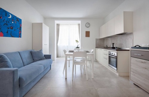 Garda Apartment | LA ROCCA SUITE: Steps from the Lake with Stunning Views