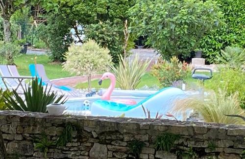Saint-Sauveur-d'Aunis Bed & Breakfast | Experience La Rochelle et l'Aunis: Pet-Friendly Retreat