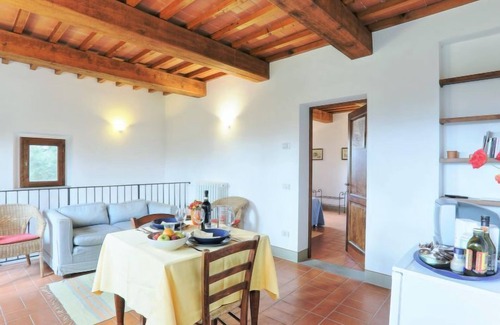 Grassina Apartment | Experience La Romantica: Oceanfront Bliss with Spa & Pool
