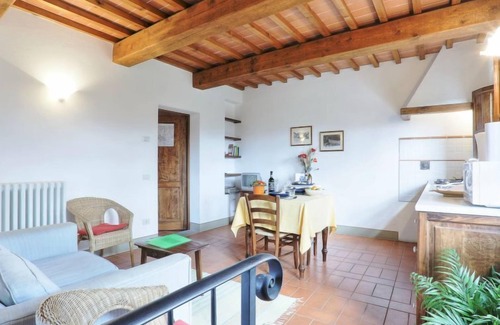 Grassina Apartment | Experience La Romantica: Oceanfront Bliss with Spa & Pool
