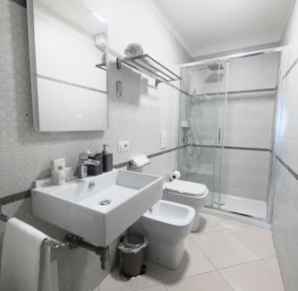 Marina Grande House | Pet-Friendly Getaway at La Rosa di Capri with Ocean View