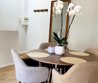 Epernay Apartment | La Rosa