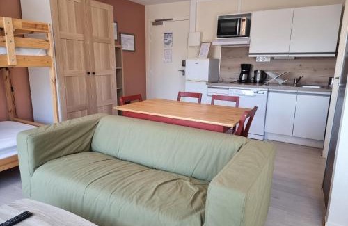 La Feclaz Apartment | Explore Family-Friendly Comfort at La Rosalie des Alpes