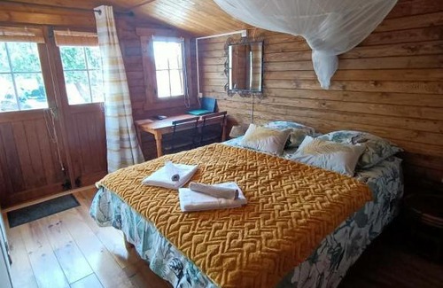 Neoules Bed & Breakfast | La rose des vents