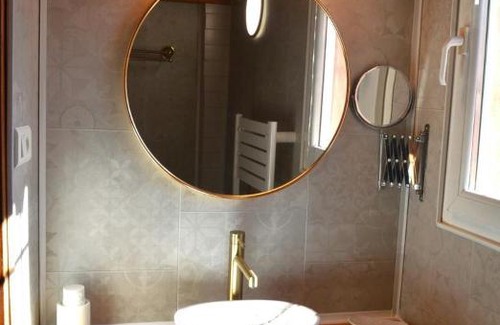 Neoules Bed & Breakfast | La rose des vents