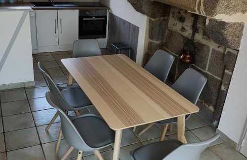 Saint-Mars-la-Reorthe House | Discover La Roseraie: Family-Friendly Getaway Near Puy du Fou