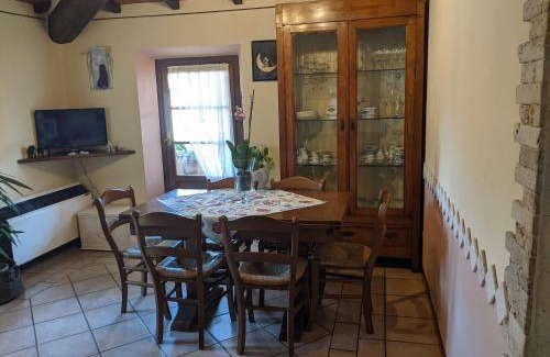 Querceta Apartment | Family-Friendly Stay at La Rosetta - Rated 9.3/10
