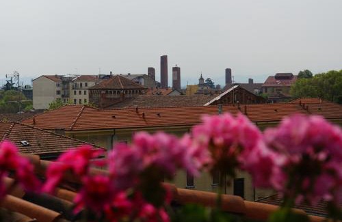 Pavia Apartment | Family-Friendly Getaway at La Rotonda - Rated 8.9/10