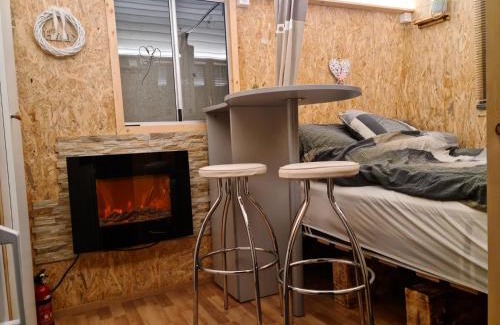Travers Apartment | Family-Friendly Retreat at La Roulotte - Guest Rated 8.6/10
