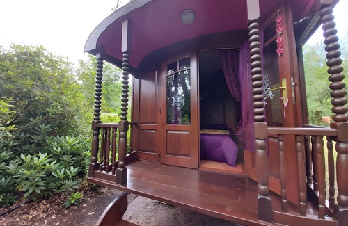 Grayan-Et-L'Hopital RV Rental | Experience La roulotte d'Alany with Private Garden Oasis