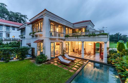 Parra Villa | La Rozalia, Exquisite 4 BHK Villas with Large Pool, Garden, Dedicated Caretaker, Terrace, 2 mins from the famous Dear Zindagi Road