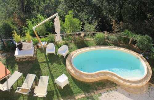 Monteciccardo Apartment | Pet-Friendly Retreat at La Rupe del Falco - Rated 9/10