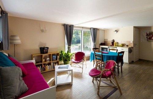 Chambretaud House | Stay at La Séraphina: Family-Friendly Retreat near Puy du Fou