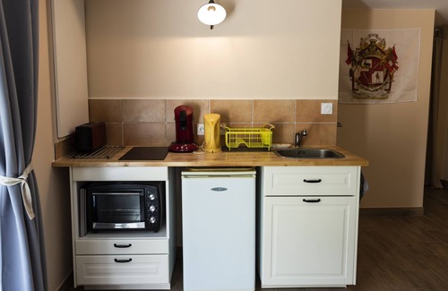 Chambretaud House | Stay at La Séraphina: Family-Friendly Retreat near Puy du Fou