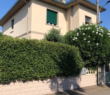 Vanzago Bed & Breakfast | Discover LA S'VOLTA VANZAGO: Top-Rated B&B with Breakfast