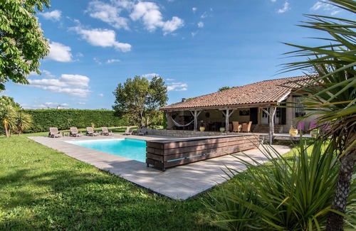Fregouville Villa | Discover La Sabaterie: Villa with Private Pool & Views