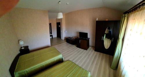 Calarasi Hotel | Budget-Friendly Stay at La Salcii with Family Amenities