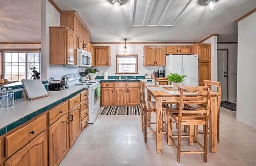 Gill House | La Salle Countryside Retreat ~ 8 Mi to UNC!