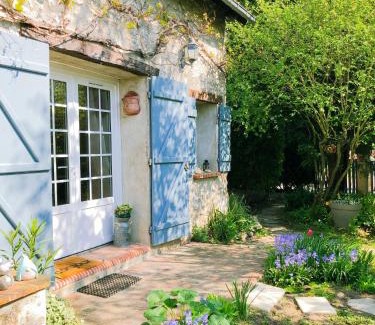 Courbouzon House | Top-Rated Family Escape at La Samsonniére with Kitchen